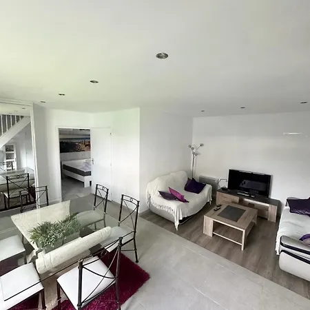 Διαμέρισμα Avec Piscine Privee Couverte Chauffee Et Jaccuzi