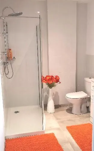 Apartment Avec Piscine Privee Couverte Chauffee Et Jaccuzi
